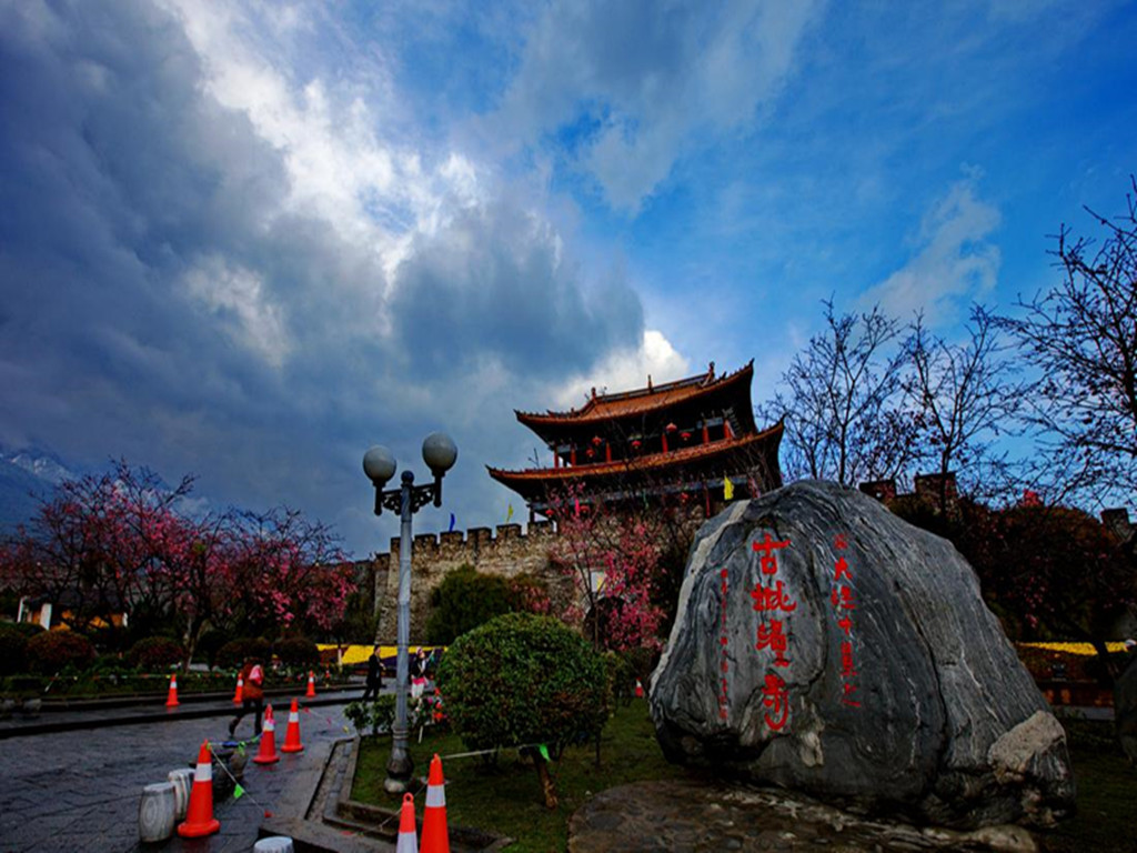 和记AG云南大理“活着”的古城一个未商业化的地方是南诏国的发祥地(图1)